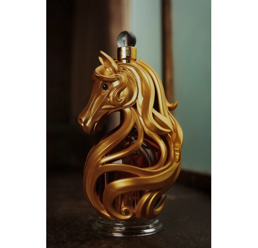 Chiến mã Hoàng Kim Imperius – Rượu Whisky Pháp Sang Trọng, Biểu Tượng Vương Quyền & Thành Công